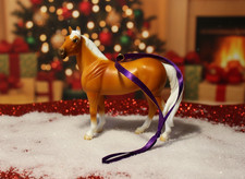 Breyer Stablemate Christmas