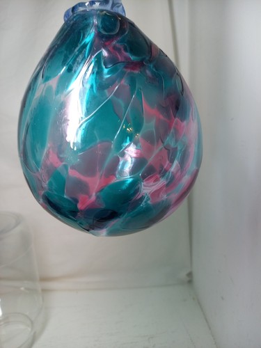 Beautiful large hand - beautiful, blown