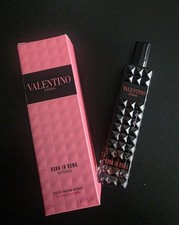 Valentino Donna Born In Roma