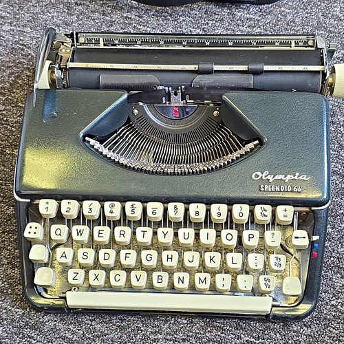 Olympia splendid portable - 66,