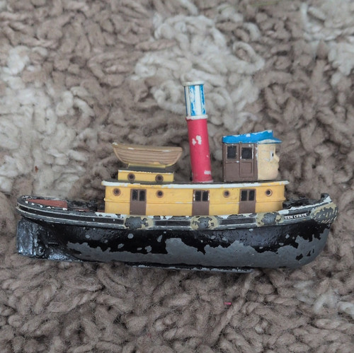 Tugs ten cents diecast - ten,