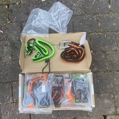 Twisted bay tool - bay, lanyard