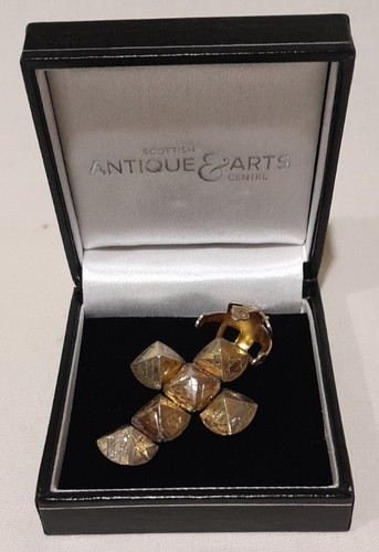 Large 9ct yellow gold - 9ct,