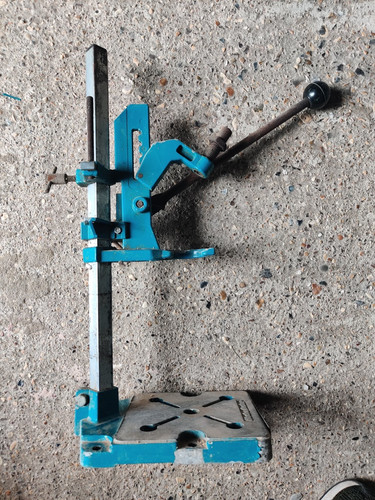 Black and decker vertical - and,