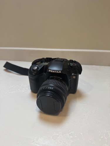 Pentax k10d 2mp digital - pentax, slr