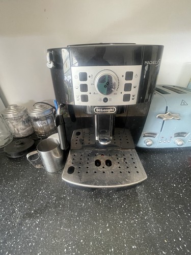 Longhi magnifica - de'longhi,