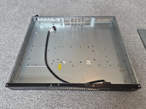 Supermicro cse 512 rack - supermicro,