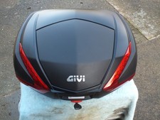 Givi V47 monokey top box black