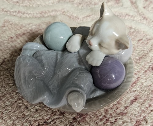 Lladro nao 1407 comfy - lladro, kitty