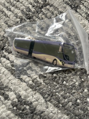 Printed bus pin badge - pin,