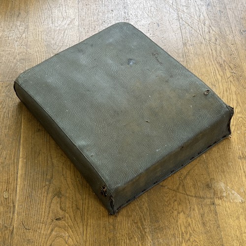 Land rover series - land, seat