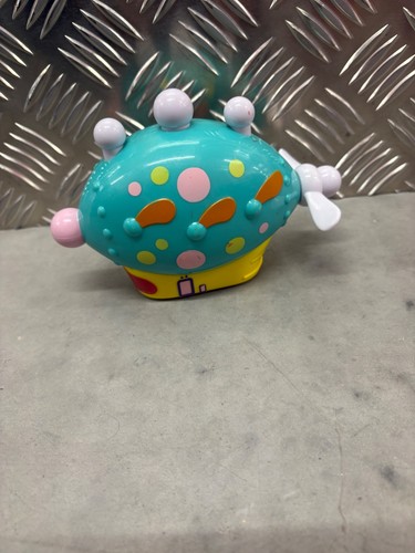 Cbeebies pinky ponk - push, along