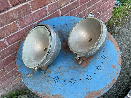 Vintage pair king the - pair, of