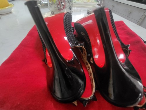 Really pretty spike - spike, heels