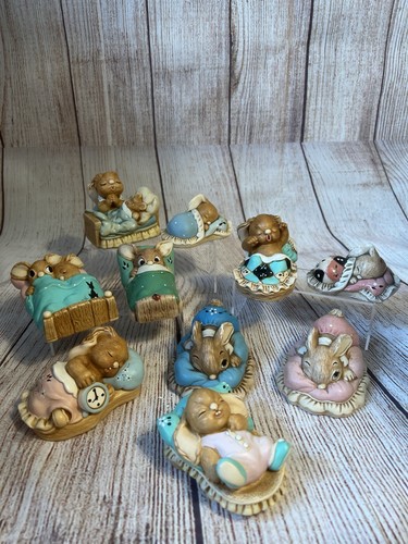 Pendelfin rabbits sleeping - pendelfin,
