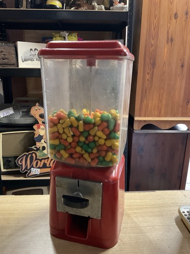 Vintage sweet vending - , machine