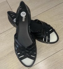 Melissa Shoes Size 2