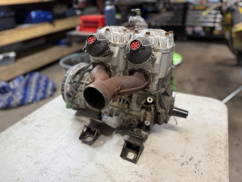 Ski doo 800 engine - 800,