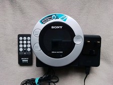 Sony Dream Machine ICF-C7iP