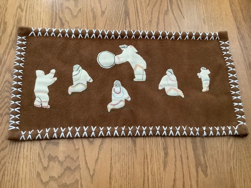 Wool canadien inuit wall - ,