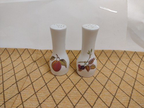 Royal worcester evesham salt - royal,
