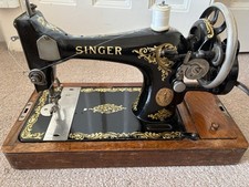 Vintage Singer Hand Crank Sewing Machine with case and accessories 