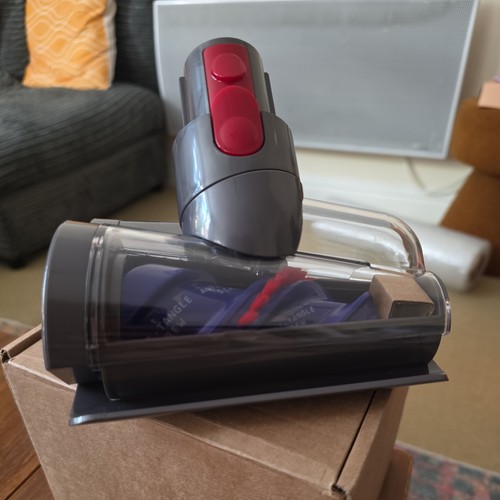 Dyson anti tangle hair screw - dyson,