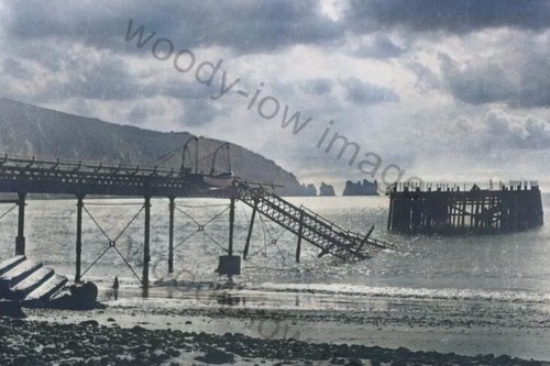Iwc0336 remains alum bay - of,