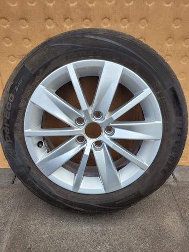 Genuine volkswagen polo - volkswagen,