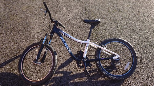 Specialized hotrock 20 inch - hotrock,