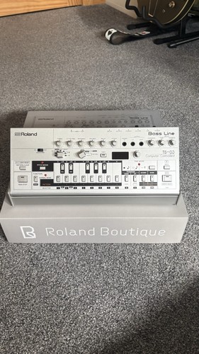 Roland boutique bass - tb-03,
