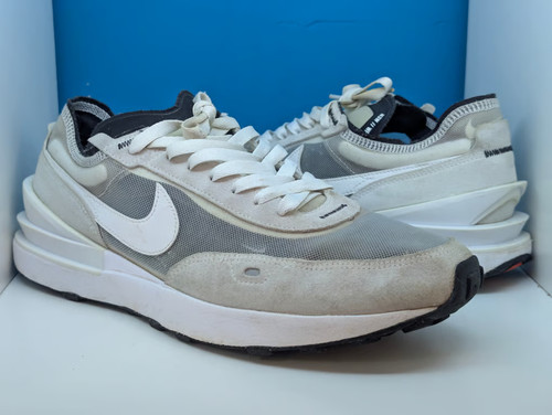 Nike waffle one - one, summit