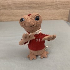 ET The Extra Terrestrial Small