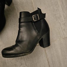 Ladies Aldo Leather Boots Size 4