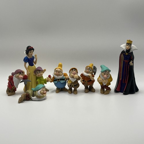 Snow white seven - white,