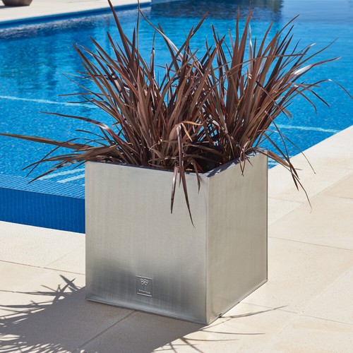 Silver cube metal - silver,