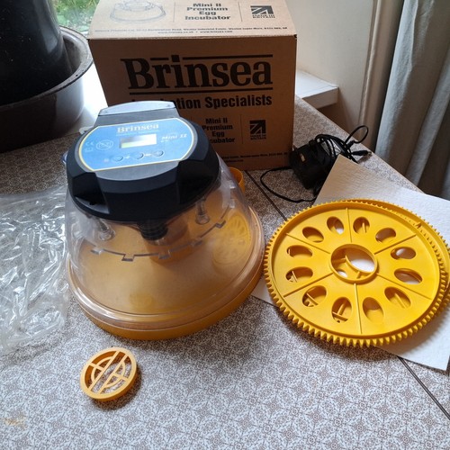 Brinsea mini incubator - ii,