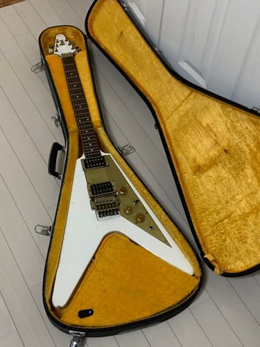 Ibanez rocket roll junk - roll, flying