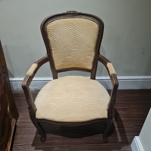 Louis xiv style carver - louis,