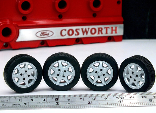 Mcg mk3 ford escort s1 - 1:18,
