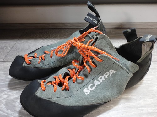 Scarpa helix climbing shoes - climbing,