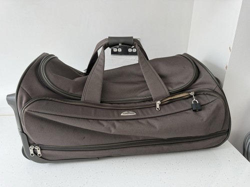 Samsonite wheeled hold - samsonite,