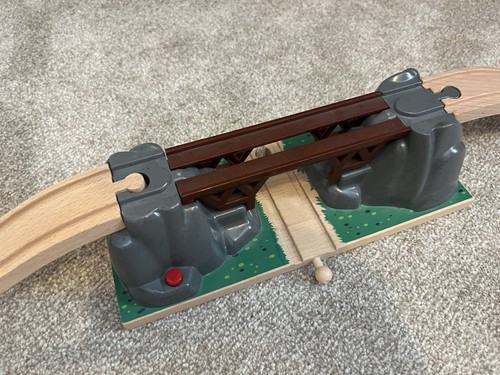 Brio collapsing bridge - bridge, 33391