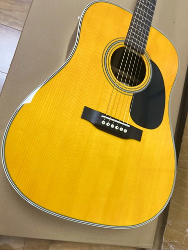 Natural style guitar - natural,