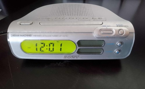 Sony dream machine - dream, icf-c273l