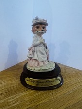 VINTAGE RETRO LITTLE NOOK