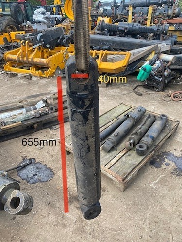Jcb hydraulic ram - pin, 50mm