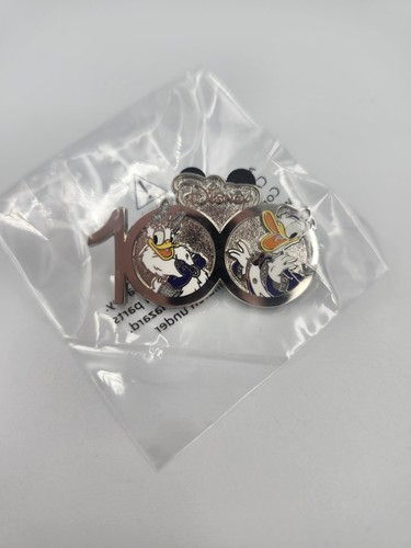 Disney 100 anniversary pin - 100,