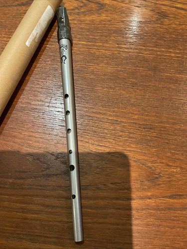 Tin whistle - tin,
