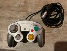 Official wired silver Gamecube controller with controller extension cable
